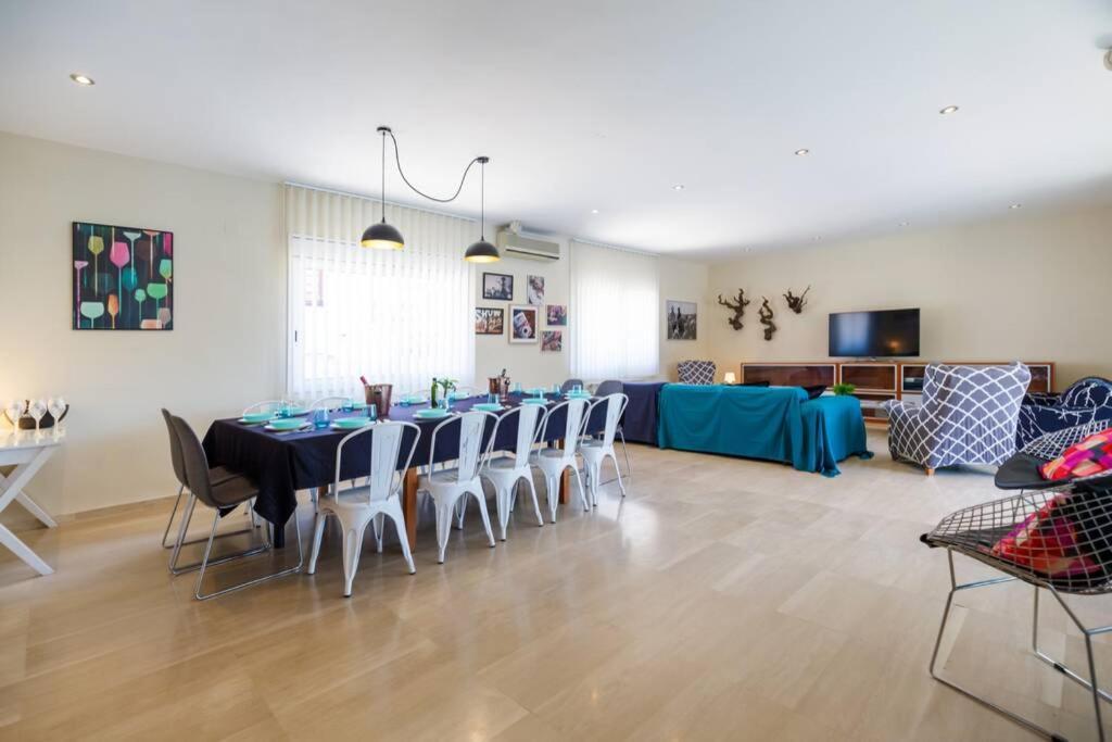 Villa Wine Experience Cambrils - Wine, Art & Games Ngoại thất bức ảnh