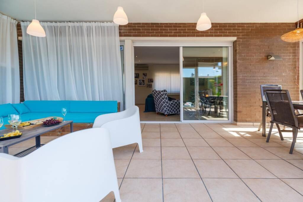 Villa Wine Experience Cambrils - Wine, Art & Games Ngoại thất bức ảnh